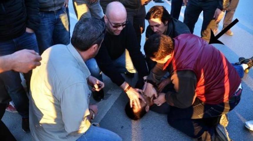 Kaza Yerinden Ge&ccedil;en Acil Tıp Teknisyeni Hayat Kurtardı