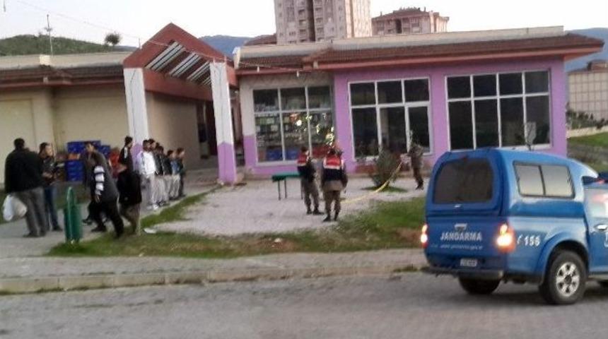 Cezaevinden İzinli &Ccedil;ıkan Mahkum Eşini &Ouml;ld&uuml;rd&uuml;