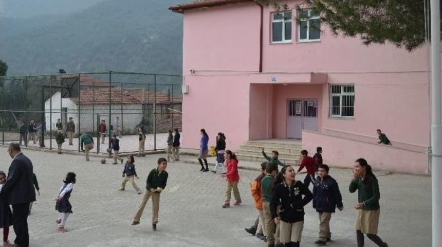 Başkan Yaman&rsquo;dan Bayırk&ouml;y Ortaokulu&rsquo;na Ziyaret