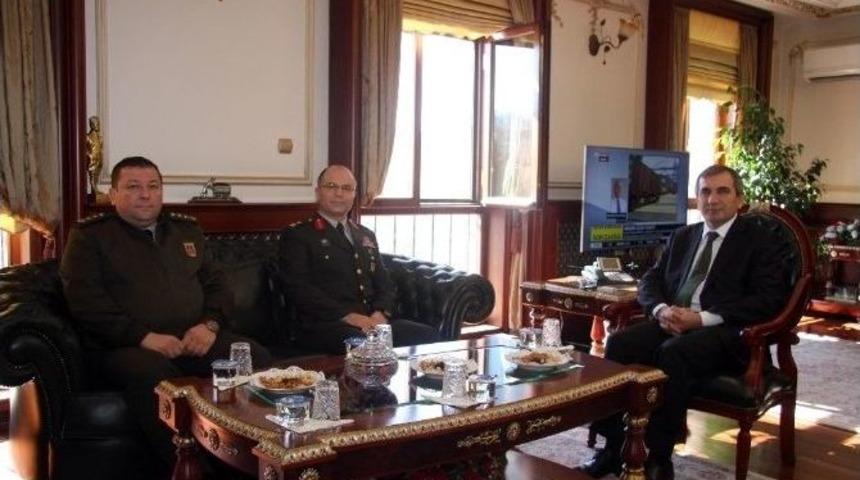 Tokat Jandarma B&ouml;lge Komutanı İlbaş Yozgat Valisi Yazıcı&rsquo;yı Ziyaret Etti