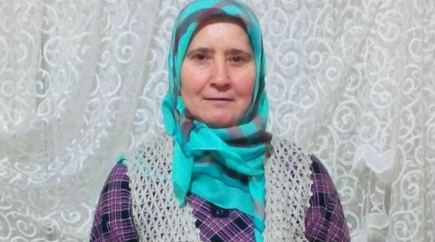 Annesini Kaybeden Engelli Gence Devletin Şefkat Eli