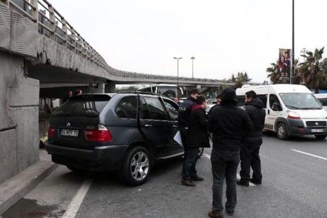 Ferdi Tayfur'un Yeğeni Ile Reklam Oyuncusu Maslak'ta Kaza Geçirdi