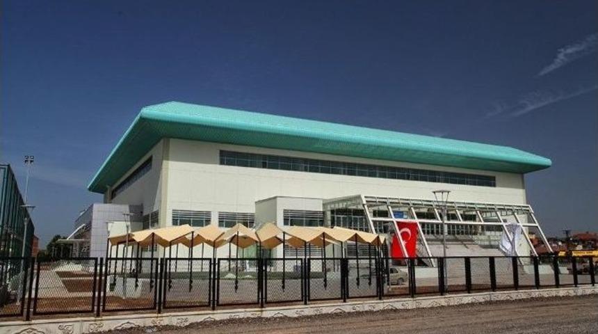 Zorlu Ma&ccedil; Serdivan Spor Salonu&rsquo;nda