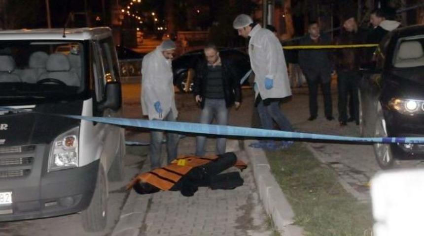 Tokat'ta Bir Kişi Sokakta Silahlı Saldırıda &Ouml;ld&uuml;r&uuml;ld&uuml;