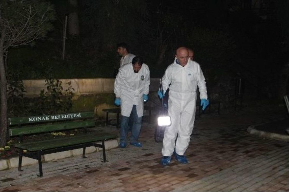 K&ouml;peğini Parka G&ouml;t&uuml;ren Gen&ccedil; Bı&ccedil;aklanarak &Ouml;ld&uuml;r&uuml;ld&uuml;