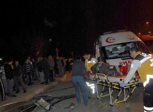 Tır, Otomobil Ve Minib&uuml;se &Ccedil;arptı: 1 Yaralı 1