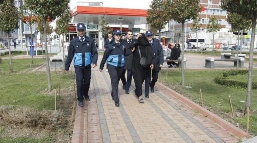 Gebze Zabıtası Dilencilere İzin Vermiyor!