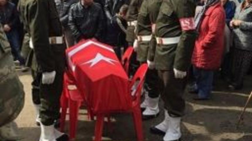 Kıbrıs Gazisi Binlerce Kişi Tarafından Son Yolculuğuna Uğurladı