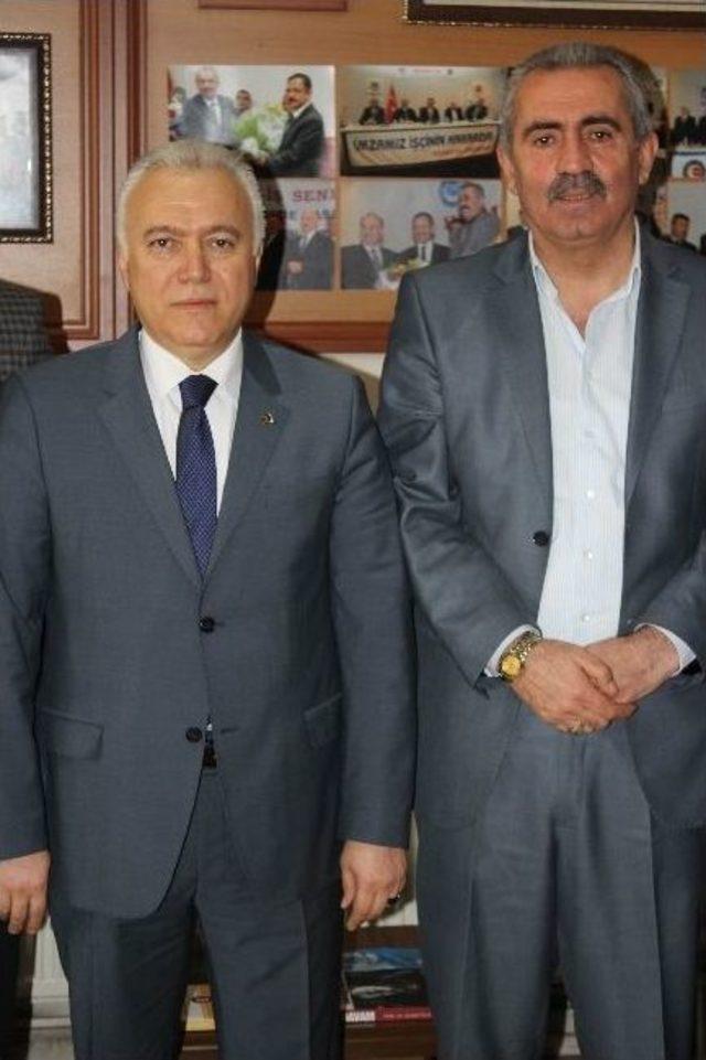 Ak Parti Kayseri Milletvekili Aday Adayı B&uuml;lent &Uuml;nsal&rsquo;dan Hizmet-iş Sendikasına Ziyaret 1