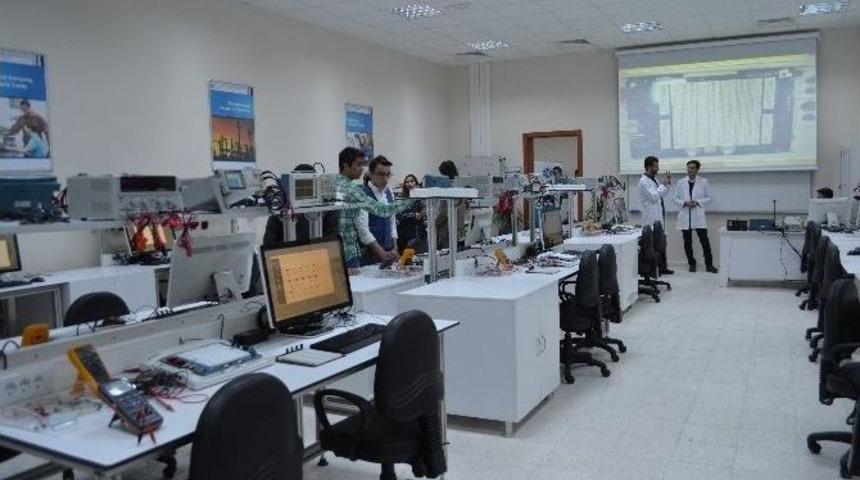 Et&uuml;&rsquo;de Temel Elektronik Ve Mekatronik Araştırma Labaratuvarları A&ccedil;ıldı