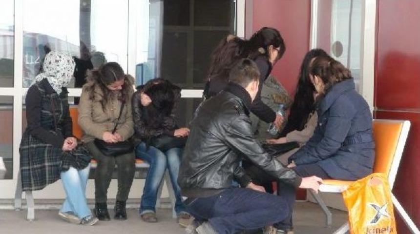 &Uuml;niversiteli Safinaz, İstanbul'dan Kars'a Geldiği G&uuml;n &Ouml;ld&uuml;