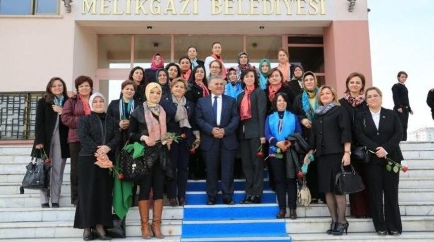 Hanımlara Y&ouml;nelik &Ouml;zel Yatırımlar