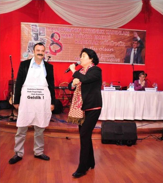 Balçova da Kadınlar Söyleşide Buluştu 1