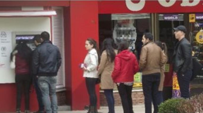 Burs Ve &Ouml;ğrenim Kredileri Yatırılmaya Başladı