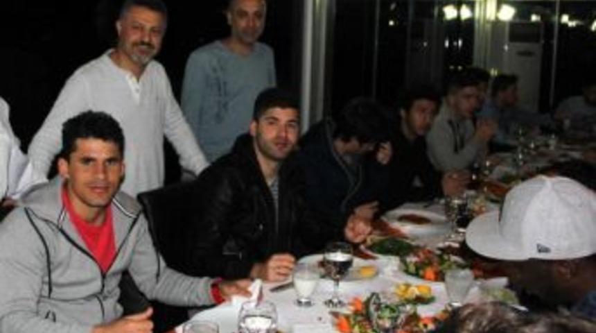 Adanaspor'a Moral Yemeği