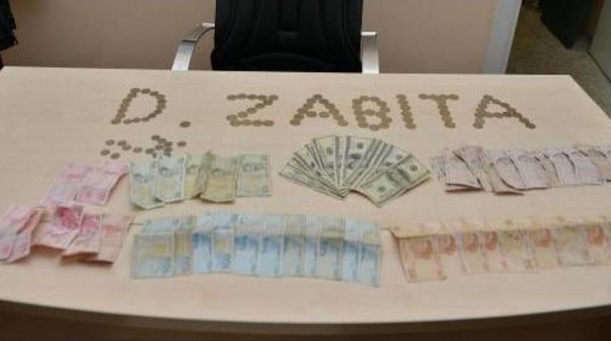 Suriyeli Dilenciden Bin 200 Dolar Ile Bin 950 Lira &Ccedil;ıktı