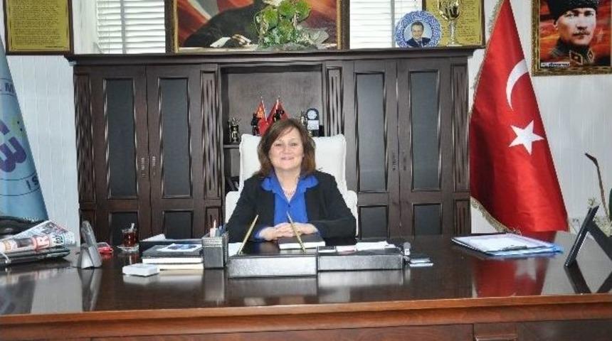 Edremit Belediyesi&rsquo;nde G&ouml;rev M&uuml;berra Uyar&rsquo;da