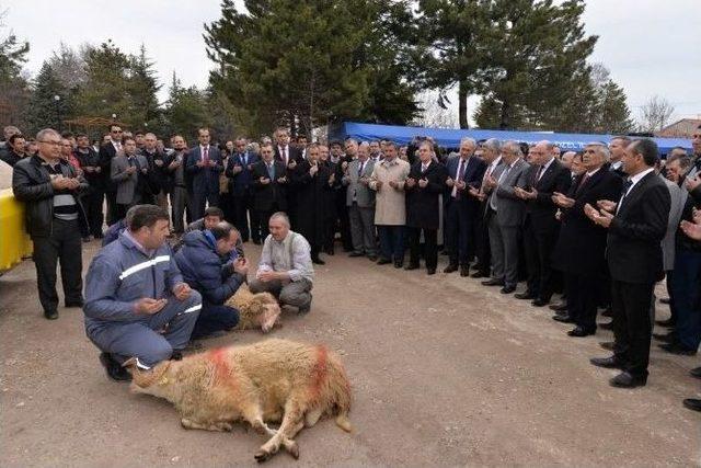 Kütahya İl Özel İdaresi Genel Sekreterliği’ne Araç Ve İş Makinesi Takviyesi