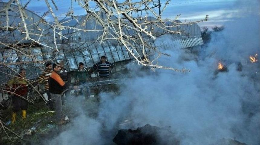 Demre&rsquo;de Arazi Tartışması Yangına Neden Oldu