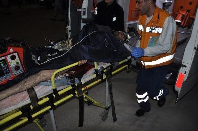 Pompalıyla Husumetlisini Vuran Şüpheli Hastane Çıkışında Gazetecilere Şov Yaptı