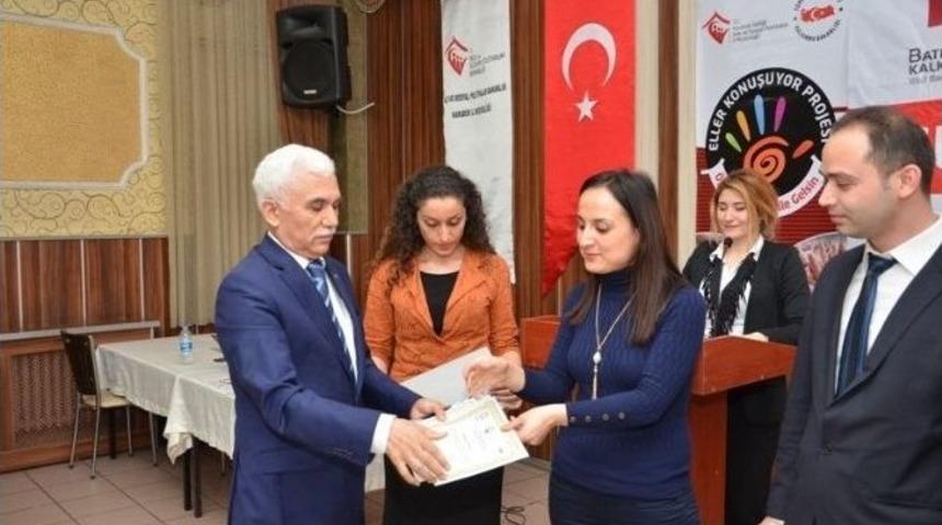 &ldquo;eller Konuşuyor&rdquo; Projesi Sertifika T&ouml;reni İle Sona Erdi