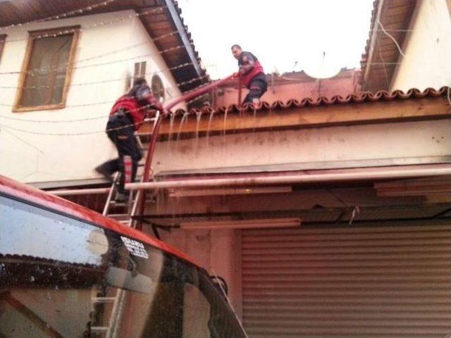 Kuşadası’nda Kaleiçi Büyük Tehlike Atlattı 2