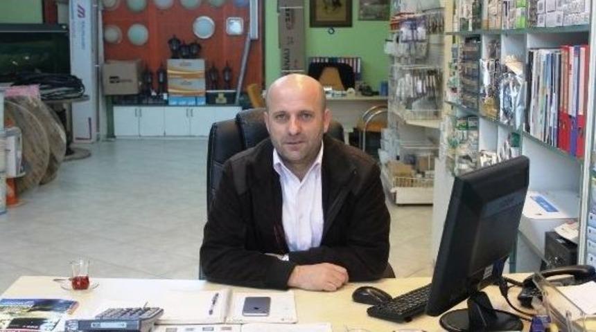 Tekirdağ&rsquo;daki Elektrik&ccedil;iler Sahte Elektrik&ccedil;ilerden Şikayet&ccedil;i