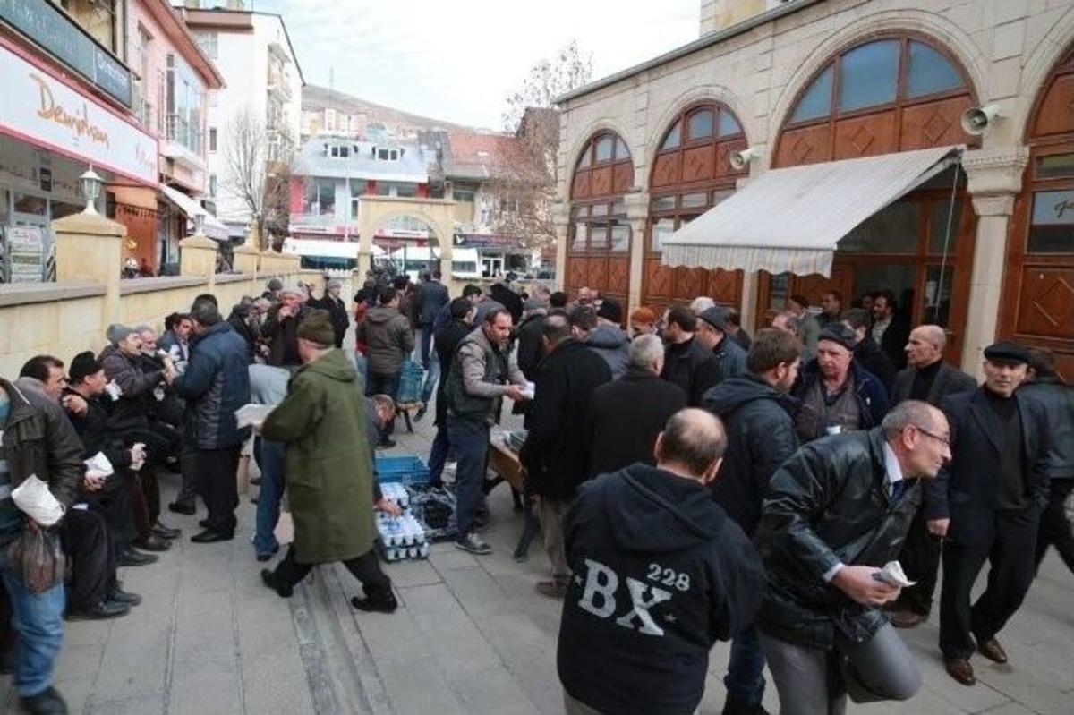 Hayırsever İşadamı Kazım Erdem Vefatının 1. Yıld&ouml;n&uuml;m&uuml;nde Anıldı