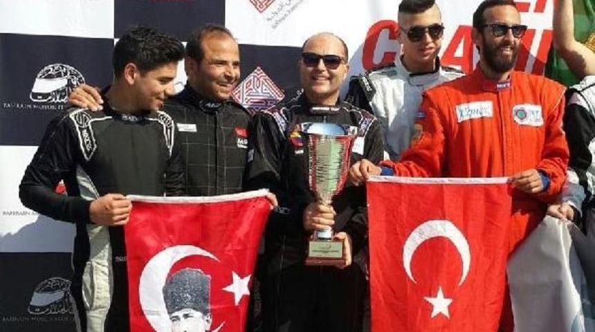Uşaklı Karting Takımı Bahreyn'de D&uuml;nya Ikincisi Oldu