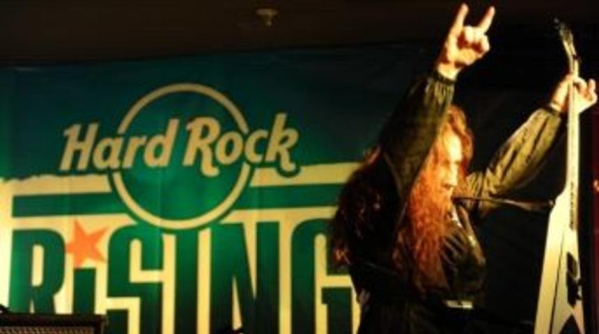 D&uuml;nyanın En B&uuml;y&uuml;k M&uuml;zik Grubu Yarışması İ&ccedil;in Heyecan Dorukta