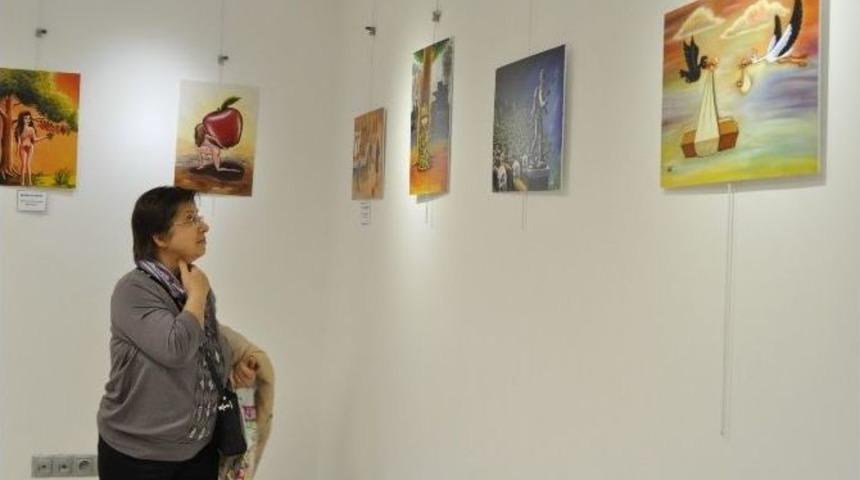 Karikat&uuml;rler G&uuml;ld&uuml;nya Şarkıları İle Ses Buldu