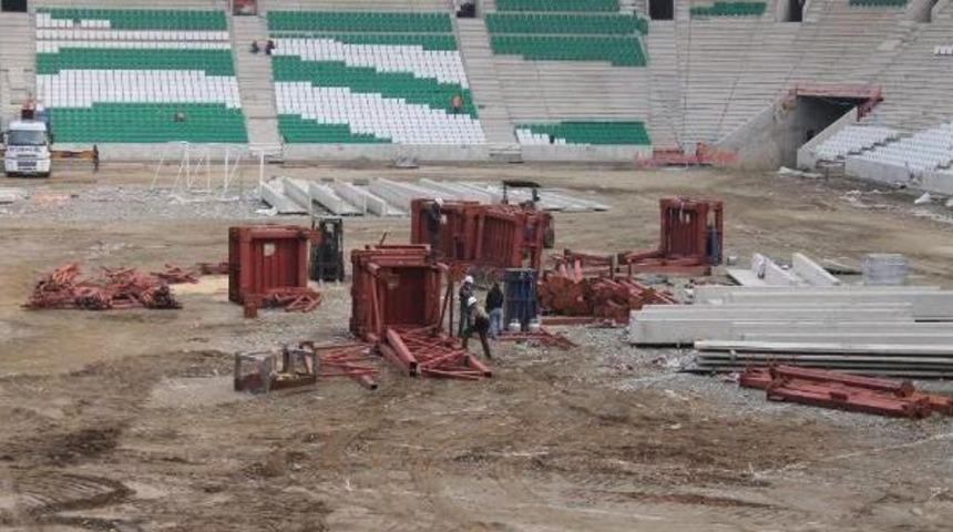 Timsah Arena Yeni Sezona Yetiştirilmeye &Ccedil;alışılıyor