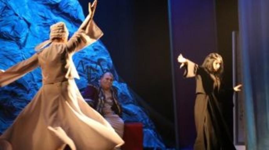 Efsane Aşk Yeniden Sahnede