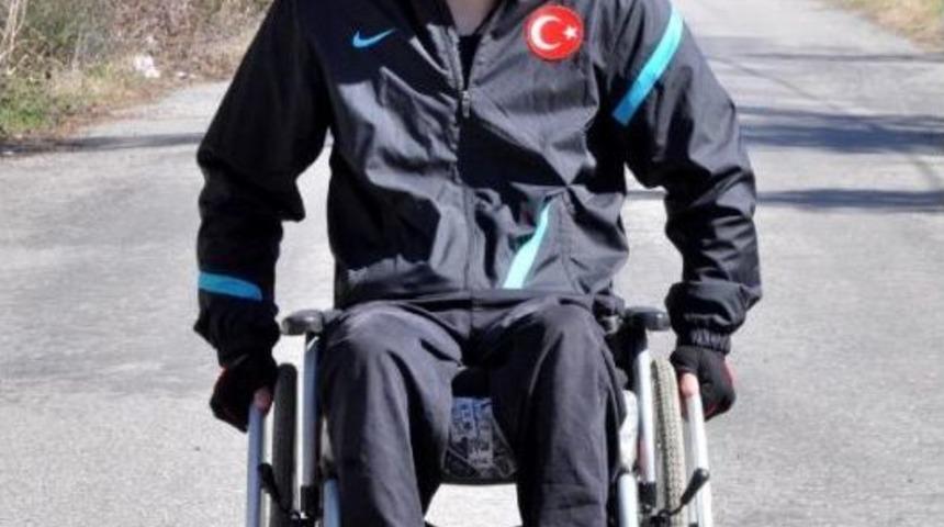 Kazada Fel&ccedil; Oldu, Halterle Hayata Sarıldı