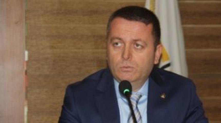 Esvet Sarıoğlu 8 Mart D&uuml;nya Kadınlar G&uuml;n&uuml;n&uuml; Kutladı