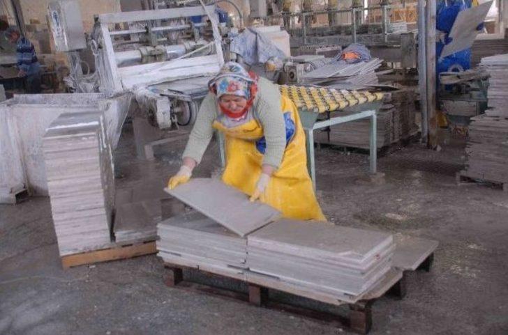 Kadınların Şekil Verdiği Mermerler Avrupa’ya İhraç Ediliyor G5