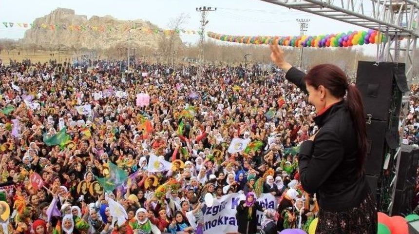 Eş Başkanlar&rsquo;dan 8 Mart D&uuml;nya Emek&ccedil;i Kadınlar G&uuml;n&uuml; Mesajı