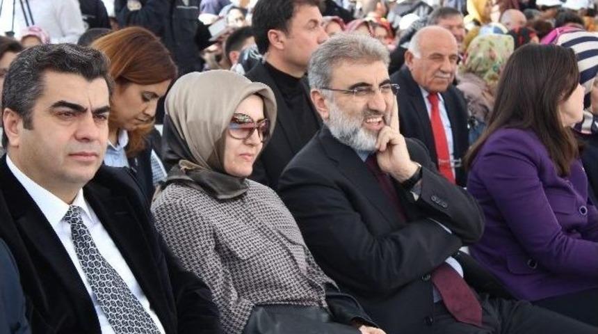 Enerji Ve Tabii Kaynaklar Bakanı Taner Yıldız: