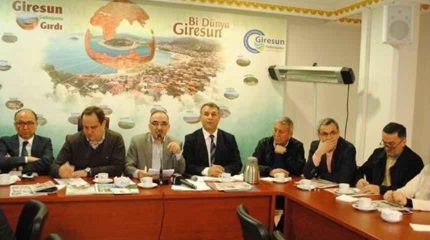 Giresun Belediye Başkanı Kerim Aksu İstanbul&rsquo;daki Hemşehrileri İle Buluştu