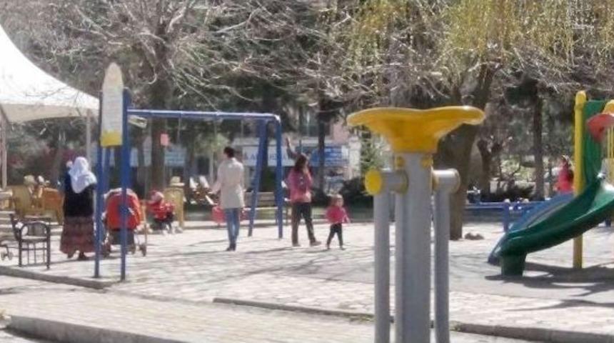 Simavlılar Parklara Koştu