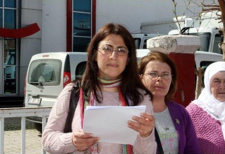 Patlamada Ölen Kadın İşçiler Karanfillerle Anıldı G1