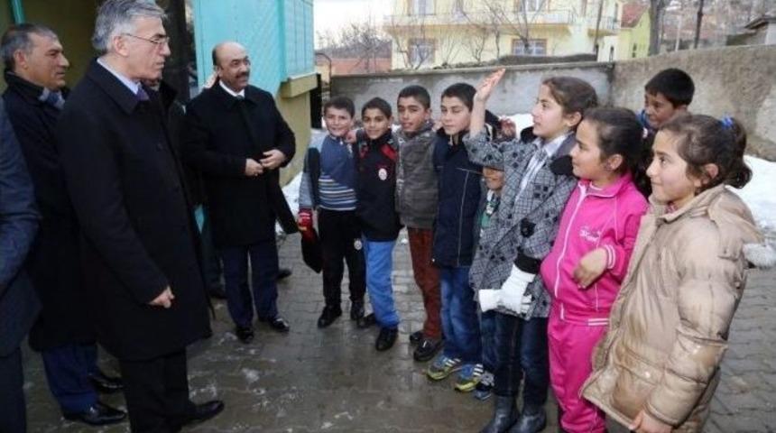 Vali Ataklı K&ouml;yleri Ziyaret Etti