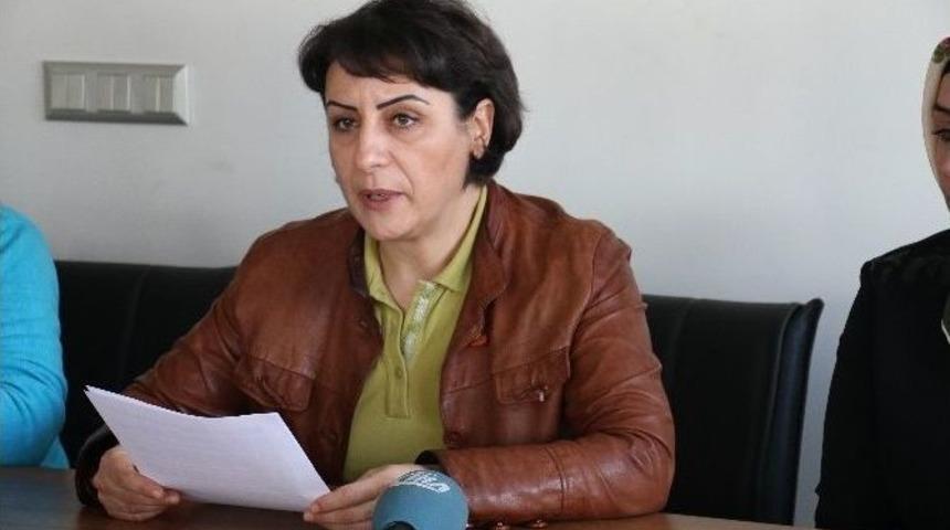 Eğitim Bir-sen Kocasinan Kadın Komisyonları Başkanı Bet&uuml;l &Ccedil;ilek: