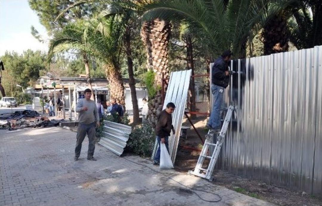 Fırat &Ccedil;akıroğlu&rsquo;nun &Ouml;ld&uuml;r&uuml;ld&uuml;ğ&uuml; Kafe Yıkıldı