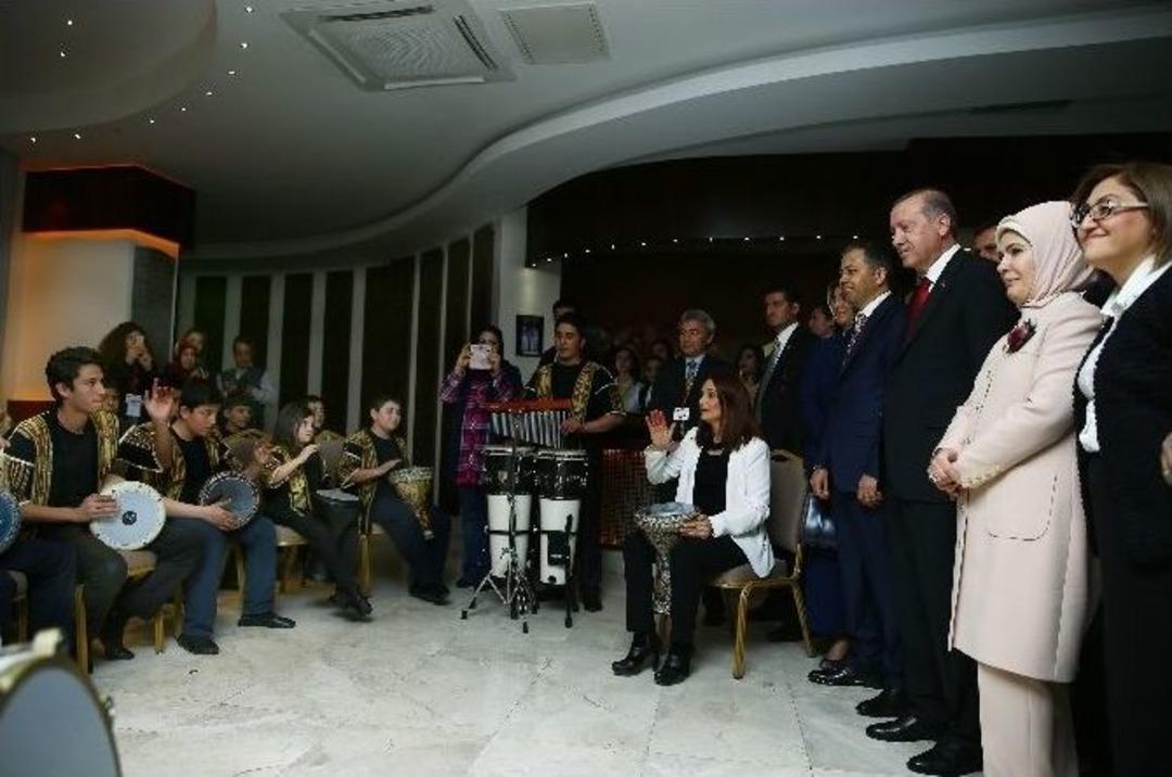 Cumhurbaşkanı Erdoğan, Gaziantep&rsquo;te Stk Temsilcileriyle Buluştu