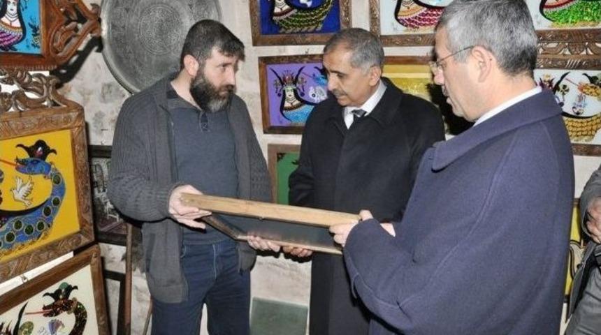 Vali Ko&ccedil;ak Esnaf Ziyaretinde Bulundu