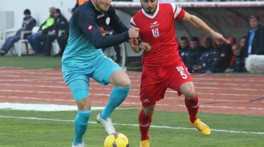 Balıkesirspor'da 3 Futbolcu Transferin G&ouml;zdesi
