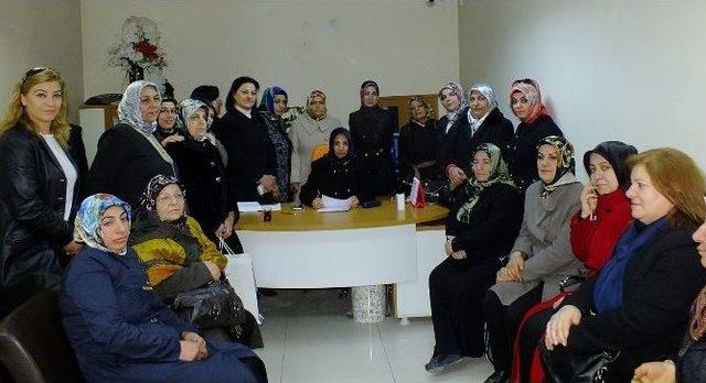 Ak Kadınlar&rsquo;dan 8 Mart Mesajı 1