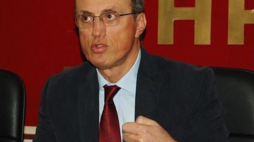 Chp'li Hurşit G&uuml;neş; 'bakan Fikri Işık &Uuml;st &Uuml;ste &Uuml;ste Gaflar Yapıyor'