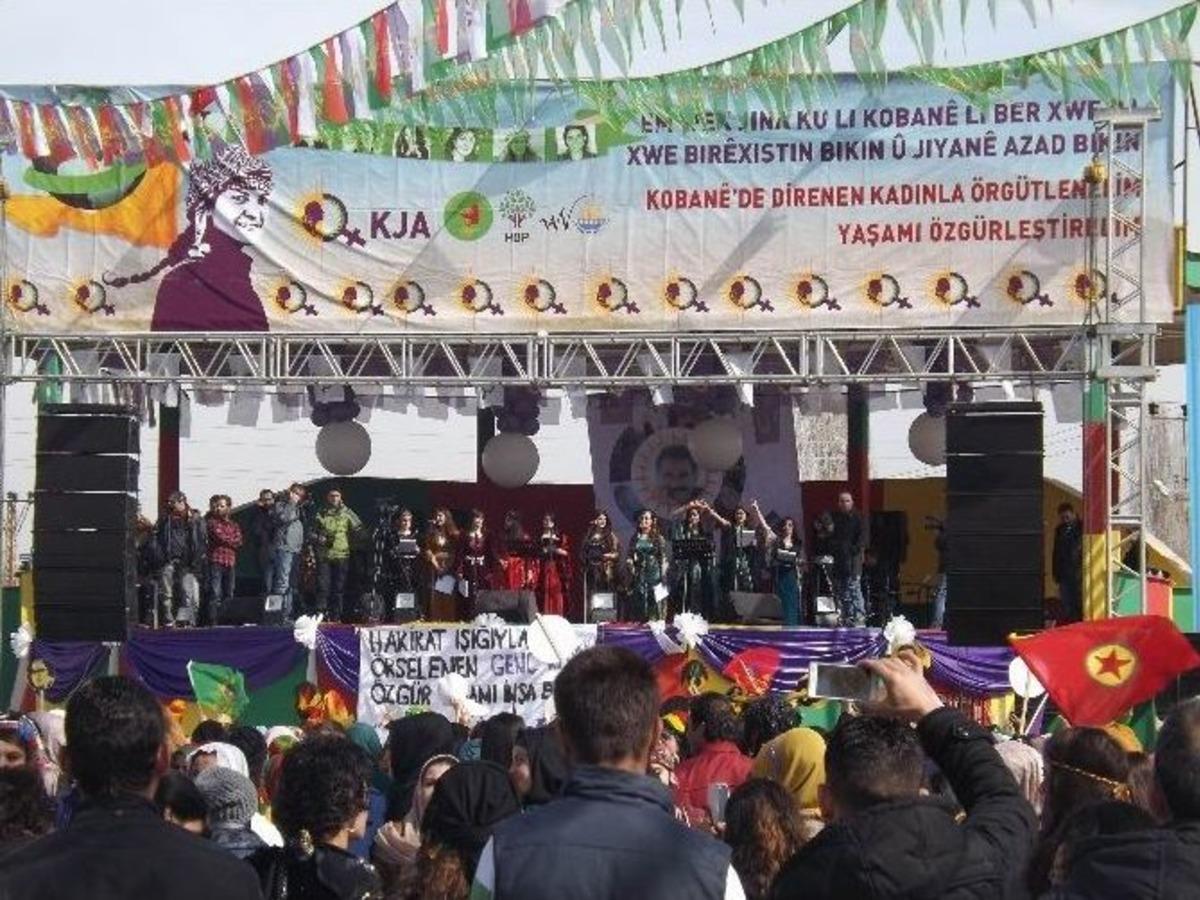 8 Mart D&uuml;nya Kadınlar G&uuml;n&uuml; Van&rsquo;da Kutlandı